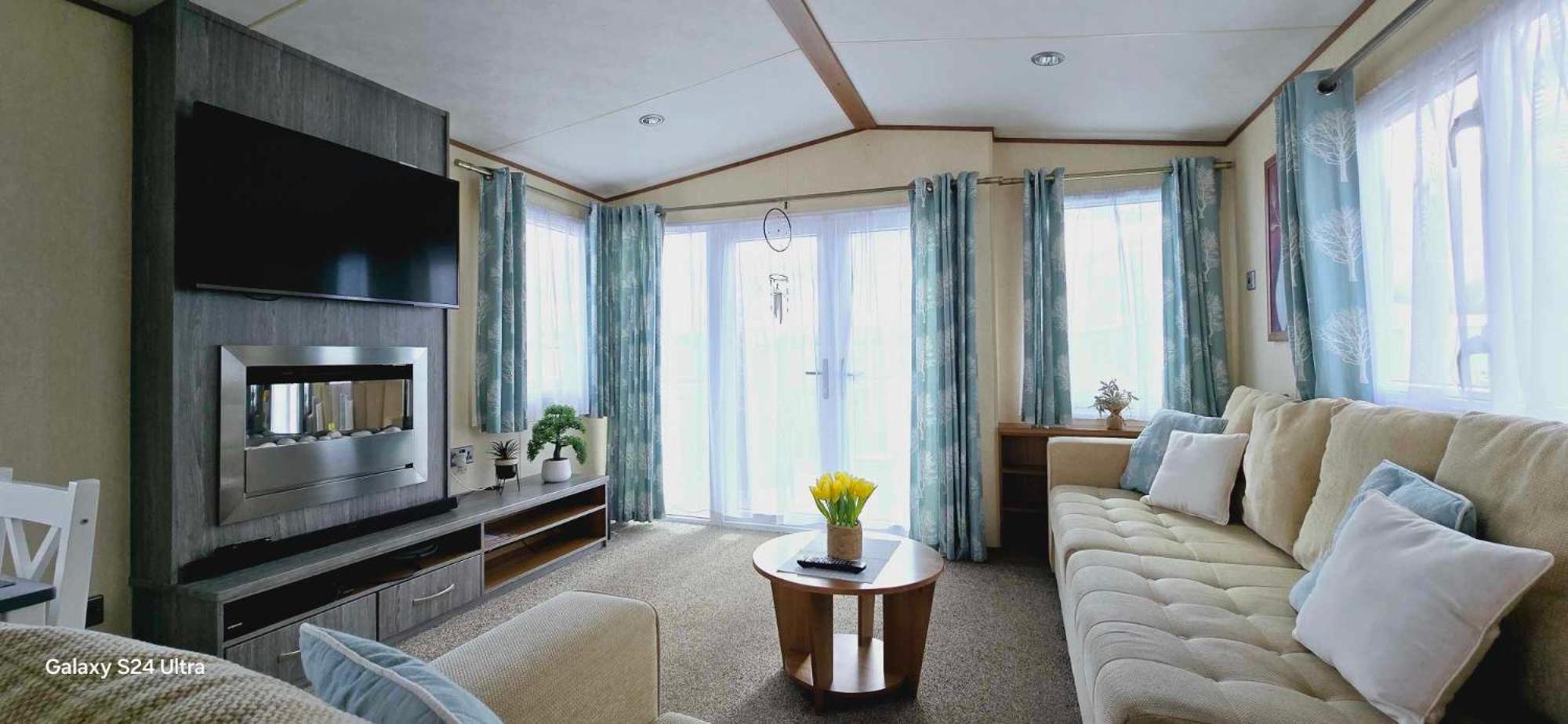 Rj Luxury Caravan Hire 2 With Hot Tub Tattershall Exterior photo